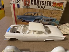 JoHan 1/25 1962 Chrysler 300 Hardtop molded in WHITE USA Oldies Needs Finishing