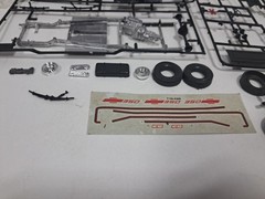 Revell Hot Rod 1/25 – CHEVY 350 STREET PICKUP TRUCK – Model Kit – 7135 – New ’93