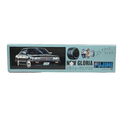 VTG Model Kit FUJIMI Nissan New Gloria 3.0 V30 Turbo Brougham VIP 1/24 Scale