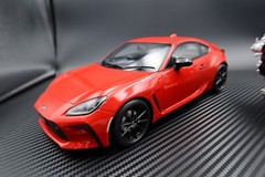Kusaka Engineering / MAKE UP Co, Ltd. 1/18 SCALE TOYOTA GR86 Spark Red In stock