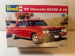 LOT OF 5 AMT REVELL MONOGRAM AND LINDBERG 1/25 SCALE MODEL KITS