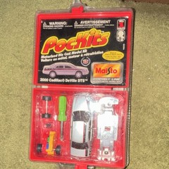 Maisto Motorized Diecast Model Kit 2000 Cadillac DeVille DTS Peel & Stick Decal
