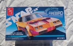 AMT 1979 Pontiac Firebird Turbo Custom Car 1/25 Snap Plastic Model Kit Sealed