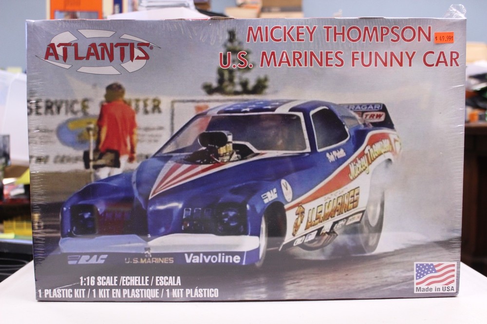 Atlantis H1499 Mickey Thompson U.S. Marines Funny Car