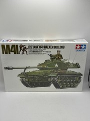1/35 Tamiya U.S. Tank M41 Walker Bulldog 1975 Model Kit Series 55 #35055 Sealed