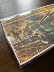 In Box Italeri 105MM Howitzer M101 Cannon 1:35 Unassembled In plastic, Vintage