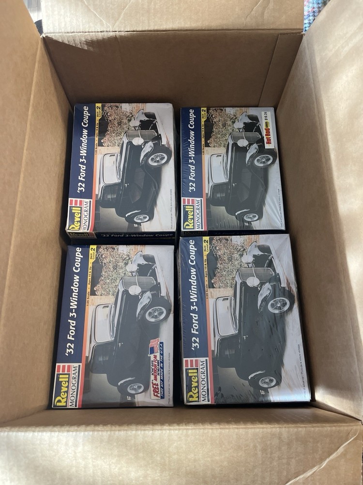 1930’s Ford Model Kits – ’32 Ford 3-window Coupe,’30 Ford Woody coupe Street Rod