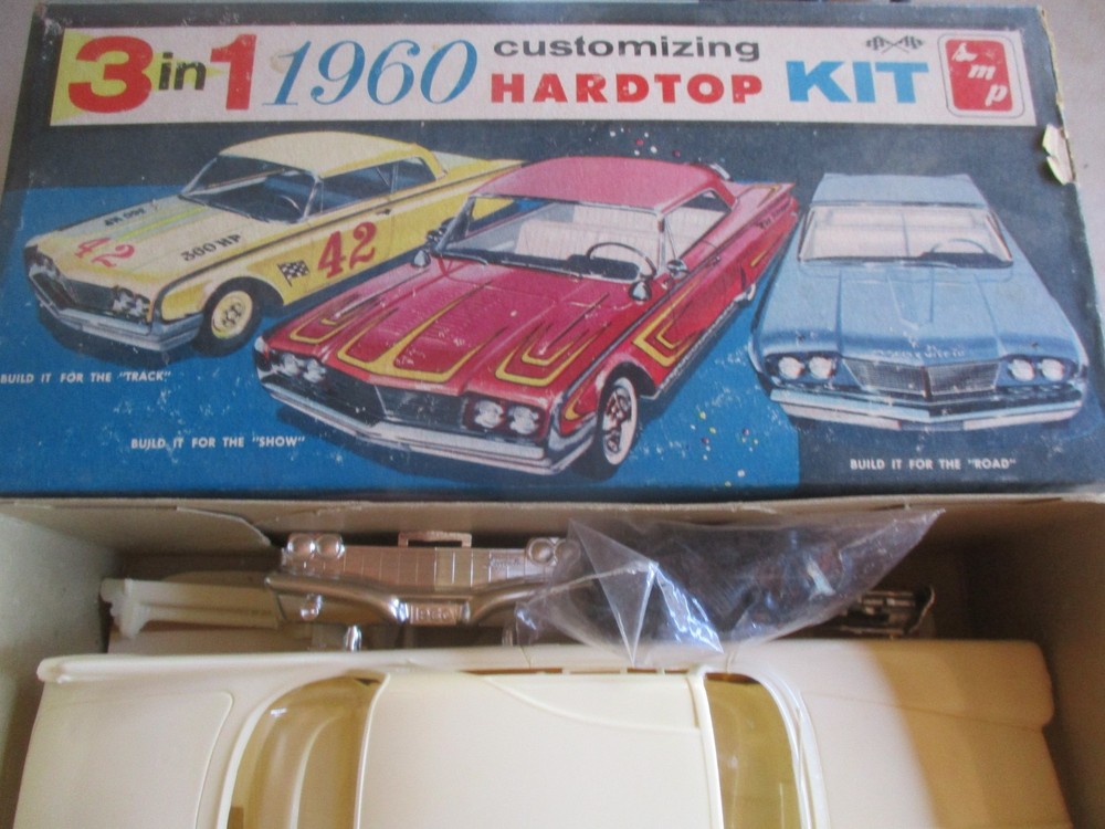 😛😛VINTAGE SMP 8860 1960 Chrysler Imperial HT Annual 3-in-1 Unbuilt KIT 1/25