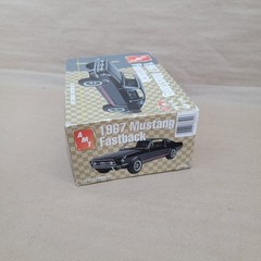AMT 1967 Ford Mustang Fastback 2005 Model Car Kit 1:25 Scale #31635 Sealed Bag