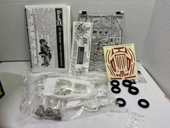 1/25 REVELL 85-4174 ED BIG DADDY ROTH BEATNIK BANDIT CUSTOM MODEL CAR KIT B4
