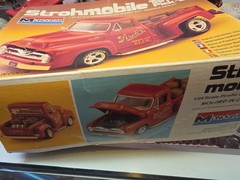 MONOGRAM 1955 FORD PICK-UP STROHMOBILE 1:24 MODEL KIT Partially Completed.