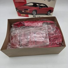 Lindberg Chevy Camaro Z28 1:20 Scale Kit #72508 Factory Bagged Parts