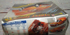 Revell Tom Daniel Street Fighter Two #85-2597 Model Kit Sealed lv2 Crushed box