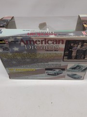 Revell ’56 Ford Thunderbird American Dreams Model 1/25 Kit Sealed