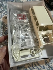 1963 Chevy II Nova Station Wagon 1/25 Scale Model Kit AMT Craftsman Plus Series