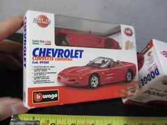 Corvette Convertible w/ Dodge Viper bburago Metal Model kit 1:43 burago