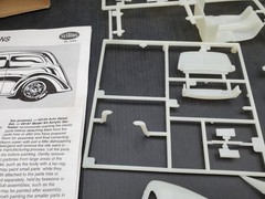 1998 Testors Vantastic 1:24 Model Kit #5309 Interior – Instructions suspension