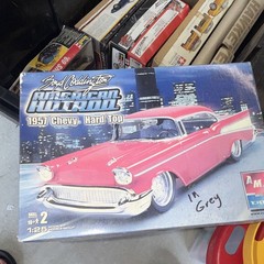 AMT Boyd Coddington American Hot Rod 1957 Chevy Hard Top 1:25 Model Kit Skill 2