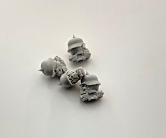 4pc 1/24 Resin Custom Carburetor Skull Biker Helmet Air Cleaner Model Car Parts