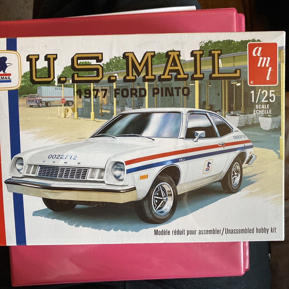 SKILL 2 MODEL KIT 1977 FORD PINTO “US MAIL (USPS” 1/25 SCALE BY AMT AMT1350 M