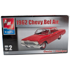AMT ERTL Classics 1962 Chevy Bel Air 1:25 Model Kit 31926 Open Box Sealed Bags