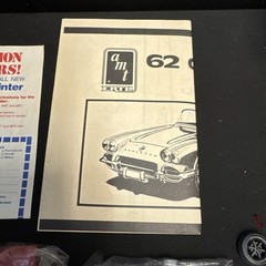 AMT Ertl 1962 Corvette 3 in 1 Kit # 6521 1:25 Unassembled