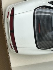 Brookfield 1:24 Scale 1997 Oldsmobile Aurora Promo Car with Box, White