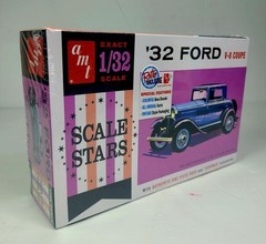 AMT Scale Stars 1932 ’32 Ford V-8 Coupe 1/32 Scale Model Kit AMT1181/12 SEALED