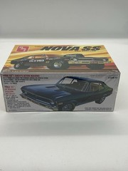AMT “Old Pro” 1972 Chevy Nova SS Pro Stocker 1:25 Plastic Model Car Kit 1142