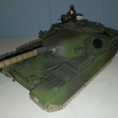 British Chieftain Mk5 Main Battle Tank scale model