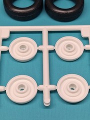 Revell AMT Ertl Monogram MPC 1/24 Model Part 1966 Shelby GT350 Mustang Tires