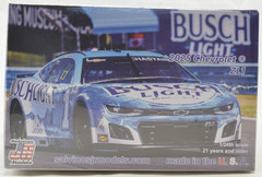 Salvinos JR Models “Busch Light” Ross Chastain 2025 Camaro ZL1 Nascar 1/24 Kit