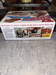 SKILL 2 MODEL KIT 1957 CHEVROLET GASSER FLIP NOSE “SPIRIT OF 57” 1/25 MPC MPC904