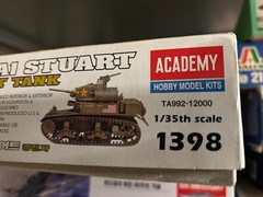 ACADEMY # 1398 1/35th SCALE M3A1 STUART LIGHT TANK MODEL KIT