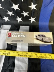 AMT / ERTL 69 Chevrolet Corvette: Model Kit 1/43 Scale