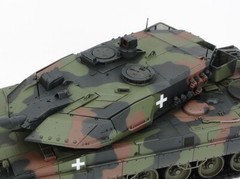 Tamiya 1/35 Leopard 2 A6 Ukraine Tank (Ltd Edition) TAM25207
