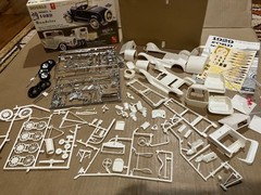 vintage AMT 1962 issue T129 1929 Ford Model A Ala-Kart Roadster Kit 29 Ford
