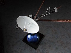 1/48 Unmanned Space Probe Voyager w/ Embroider Patch Model