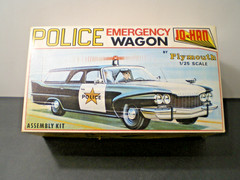 Johan Vintage 1/25 1960 Plymouth Police Emergency Wagon Open Complete C-5100