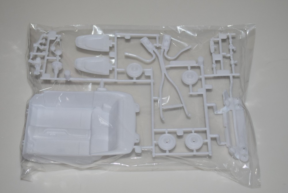 REVELL 1970 DODGE CHALLENGER T/A 85-2596 ⭐PARTS⭐ INNER TUB+INNER WHEEL+MORE 1:24