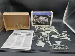 1998 Testors Vantastic 1:24 Model Kit #5309 Interior – Instructions suspension