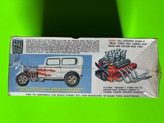 1932 FORD TUDOR SEDAN STREET ROD MODEL KIT AMT ERTL 1/25 SCALE NEW SEALED LOOK!!