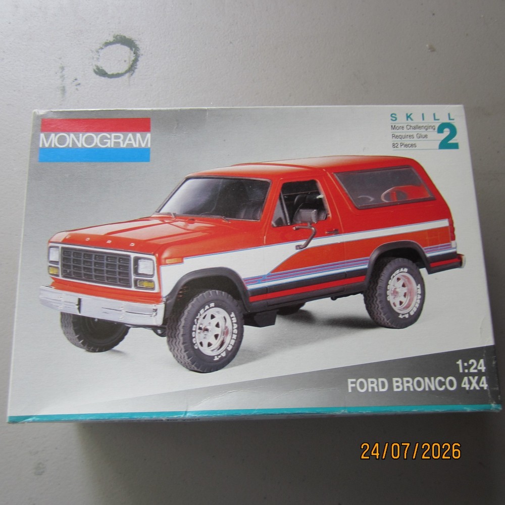 Monogram 80 Ford Bronco 1/24th scale model kit, with Hi roller parts