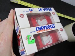 Corvette Convertible w/ Dodge Viper bburago Metal Model kit 1:43 burago