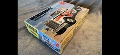 Sealed 1/25 Scale Kenworth Conventional W-925 Tractor Plastic Model Kit #AMT1021
