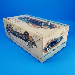 Vintage HUBLEY SJ Duesenberg Classic Metal Model Kit No. 4864 1/18 Scale 1965