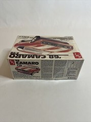 AMT 1968 Chevrolet Camaro Z-28 Issued 1999 Looks Complete 1:25 Model Kit 6559
