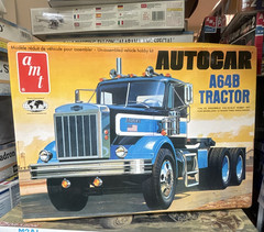 AMT Autocar A64B Tractor Truck Model Kit 1:25 Plastic Unassembled Not Painted