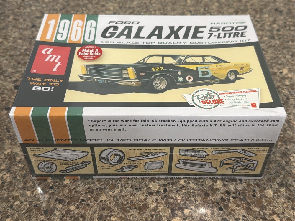 AMT 1966 FORD GALAXIE 500 7-LITRE FACTORY SEALED KIT!! CIRCA 2015!! VMCP!