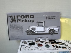 ✨SKILL 2 MODEL KIT 1934 FORD PICKUP TRUCK 3-IN-1 “TROPHY SERIES” 1/25 AMT NIOB
